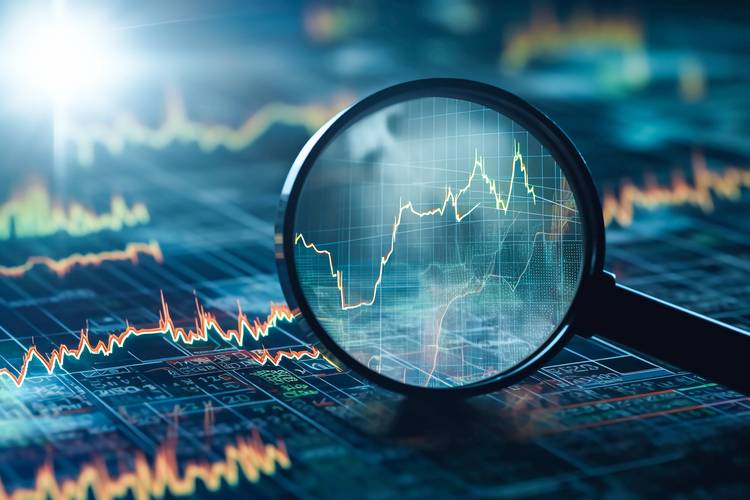 今日A股、港股市场震荡调整，外资却看好后市并持续流入？