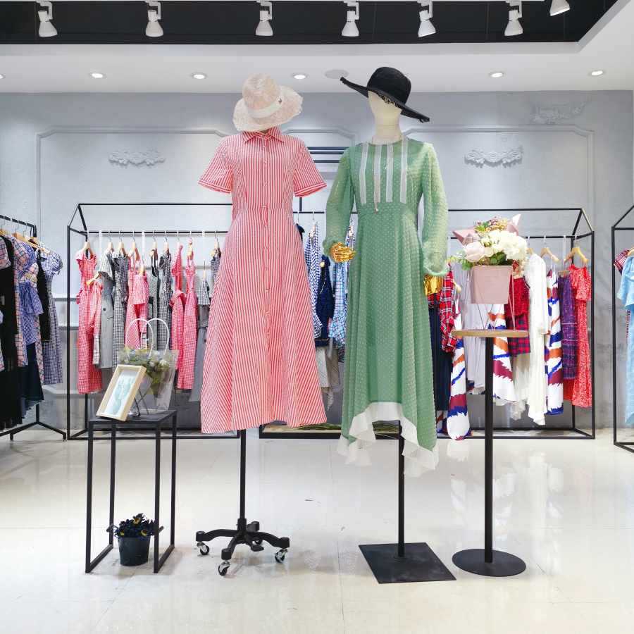 想开个服装店进货渠道_服装批发市场进货技巧_服装拿货季节